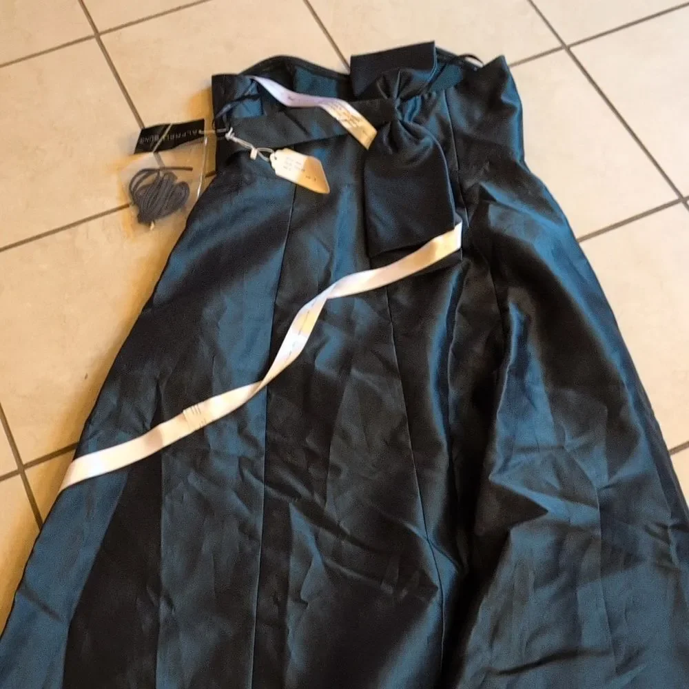 NWT Alfred Sung Strapless A-line Satin Gown Modern Bow Detail Evergreen 14 - Picture 3 of 13